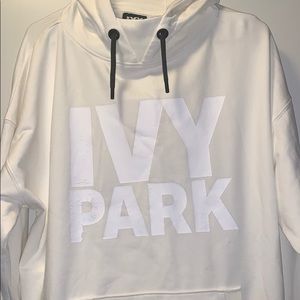 Ivy Park Sweatshirt